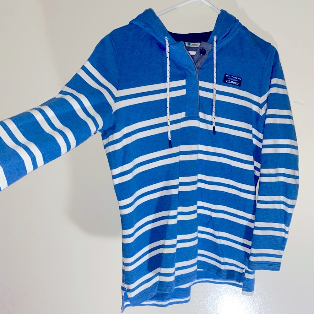 LL bean sweatshirt